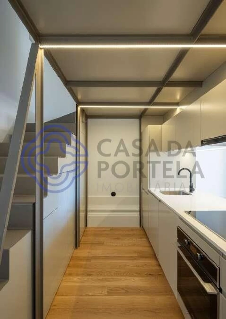 Apartamento para Venda em Cedofeita, Santo Ildefonso, Sé, Miragaia, São Nicolau e Vitória Foto 43