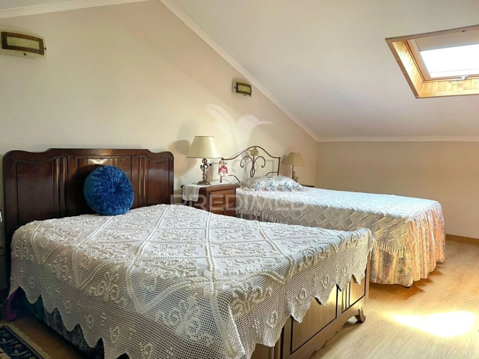 Moradia T4 para Venda em São Teotónio Foto 20