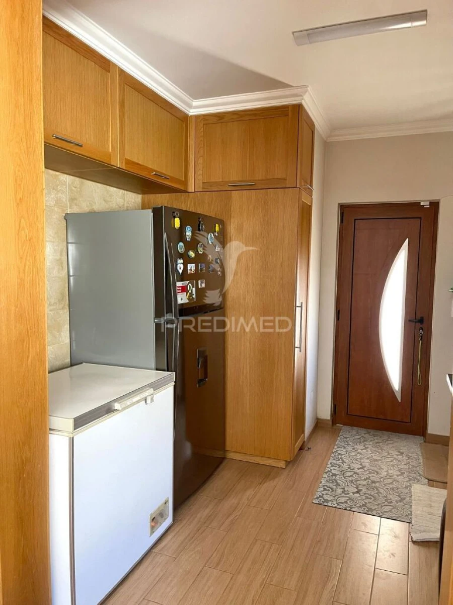 Moradia T4 para Venda em São Teotónio Foto 8