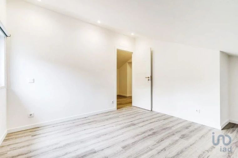 Moradia T4 para Venda em Reguengo do Fetal Foto 11