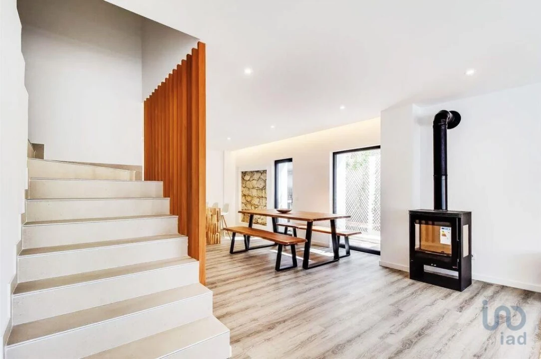 Moradia T4 para Venda em Reguengo do Fetal Foto 13