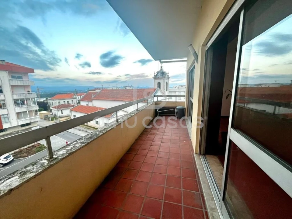 Apartamento T4 para Venda em Oliveira do Bairro Foto 3