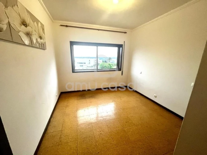 Apartamento T4 para Venda em Oliveira do Bairro Foto 9