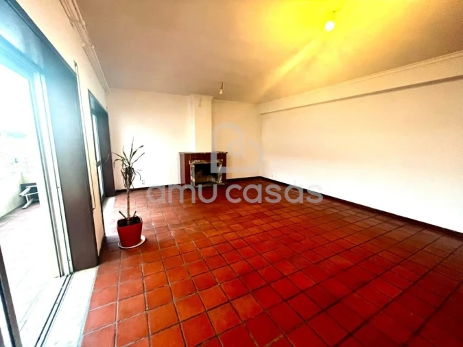 Apartamento T4 para Venda em Oliveira do Bairro Foto 2