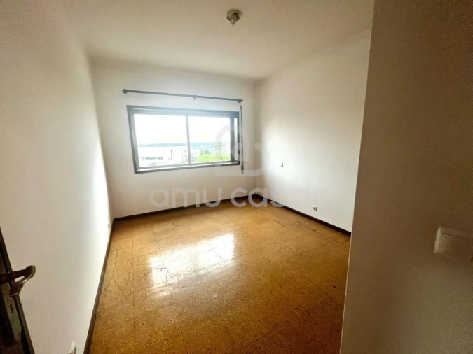 Apartamento T4 para Venda em Oliveira do Bairro Foto 13