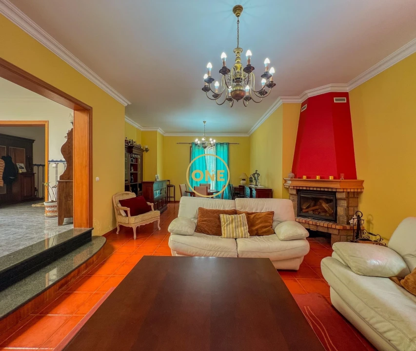 Moradia T5 para Venda em São Vicente Ferreira Foto 13