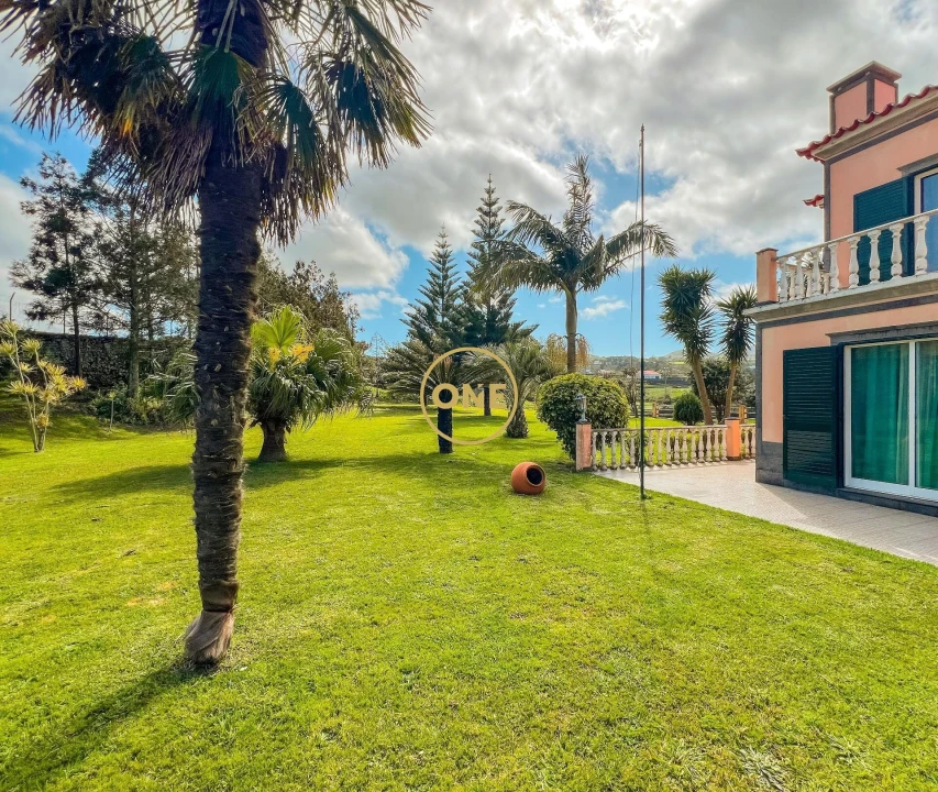 Moradia T5 para Venda em São Vicente Ferreira Foto 2