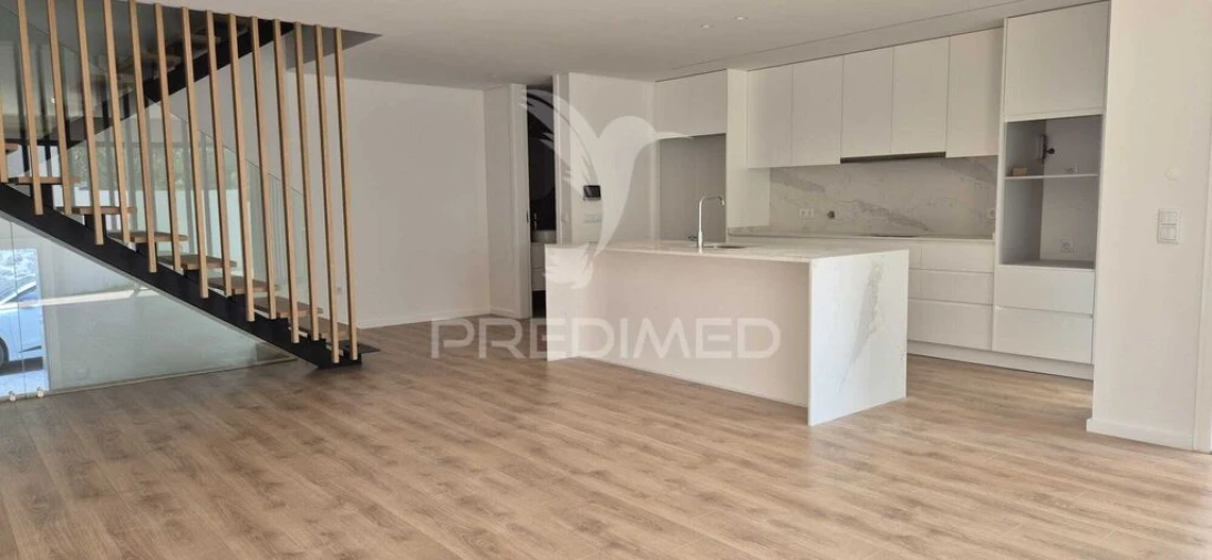 Moradia T3 para Venda em Merelim (São Pedro) e Frossos Foto 2