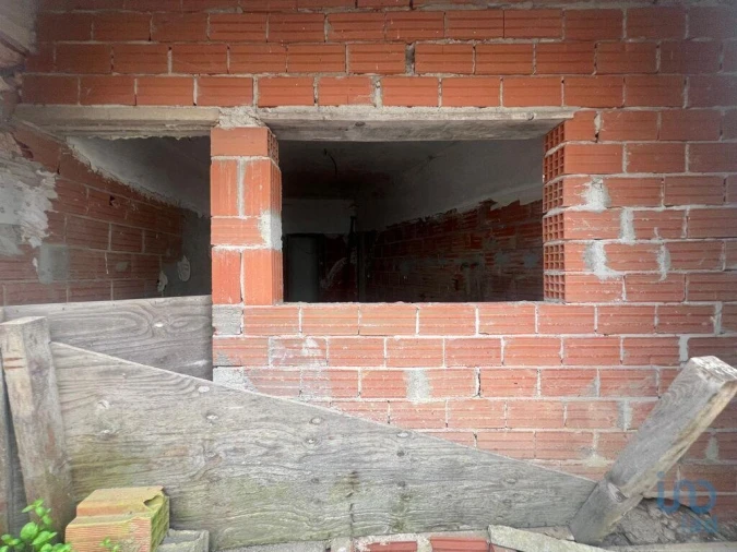 Moradia T3 para Venda em Vermelha Foto 2