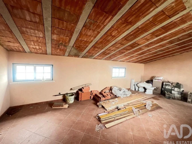 Moradia T3 para Venda em Vermelha Foto 25