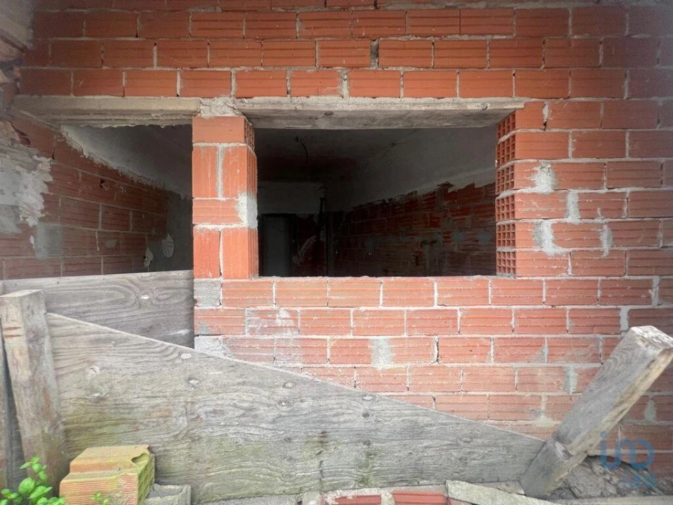 Moradia T3 para Venda em Vermelha Foto 2