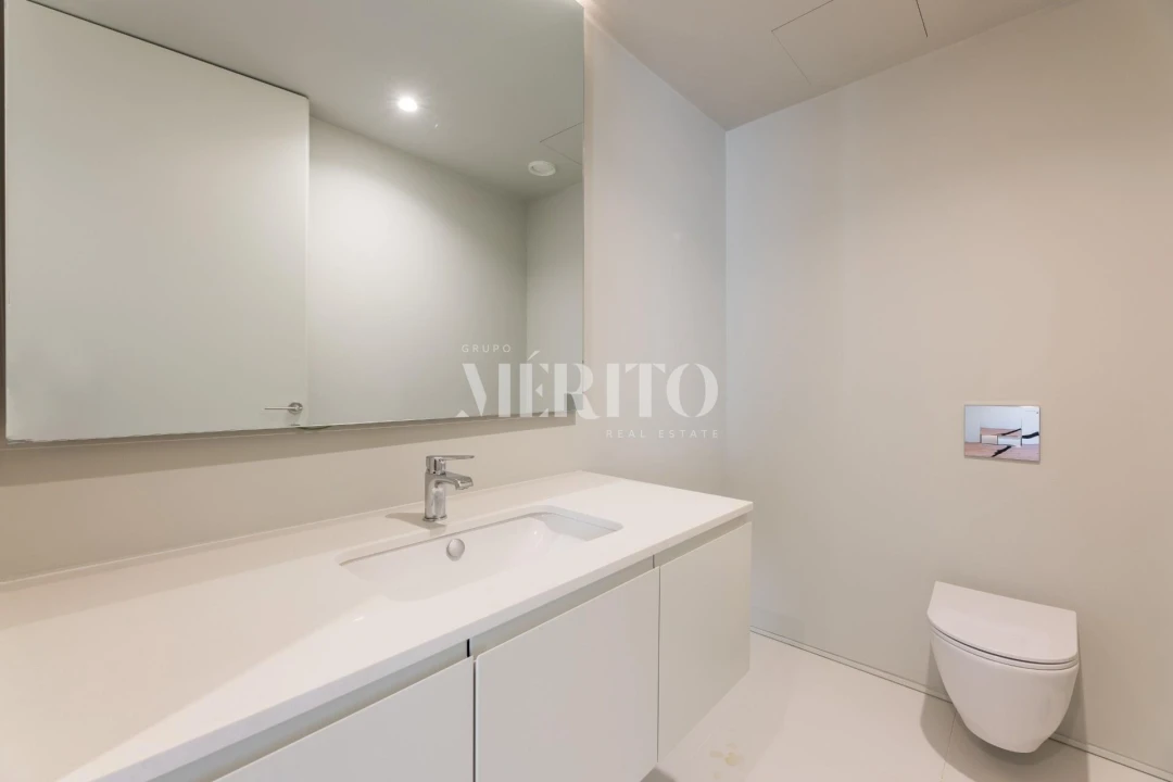 Apartamento T4 para Venda em Barcelinhos Foto 16