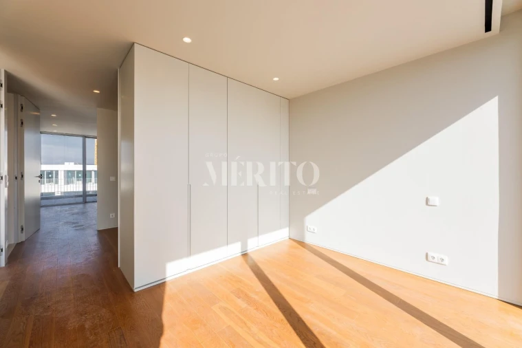 Apartamento T4 para Venda em Barcelinhos Foto 23