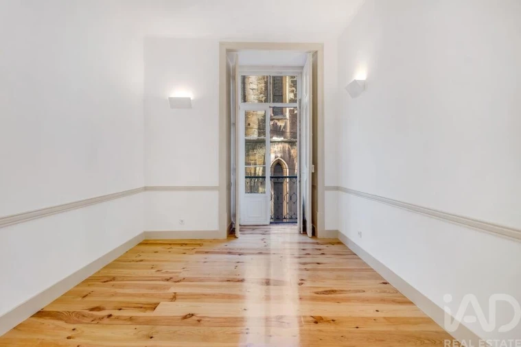 Apartamento T2 para Arrendamento em Santa Maria Maior Foto 18