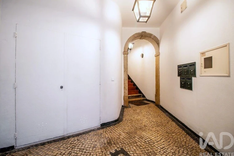 Apartamento T2 para Arrendamento em Santa Maria Maior Foto 22