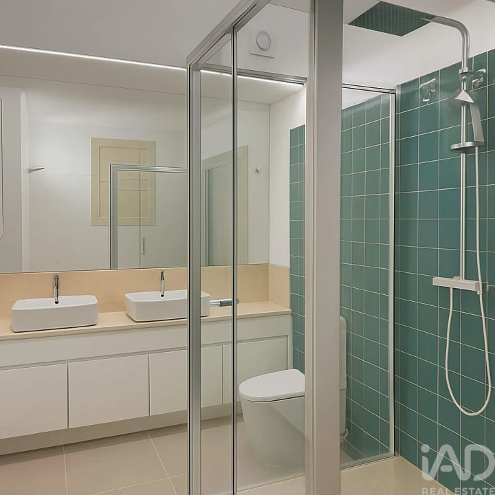 Apartamento T2 para Arrendamento em Santa Maria Maior Foto 16