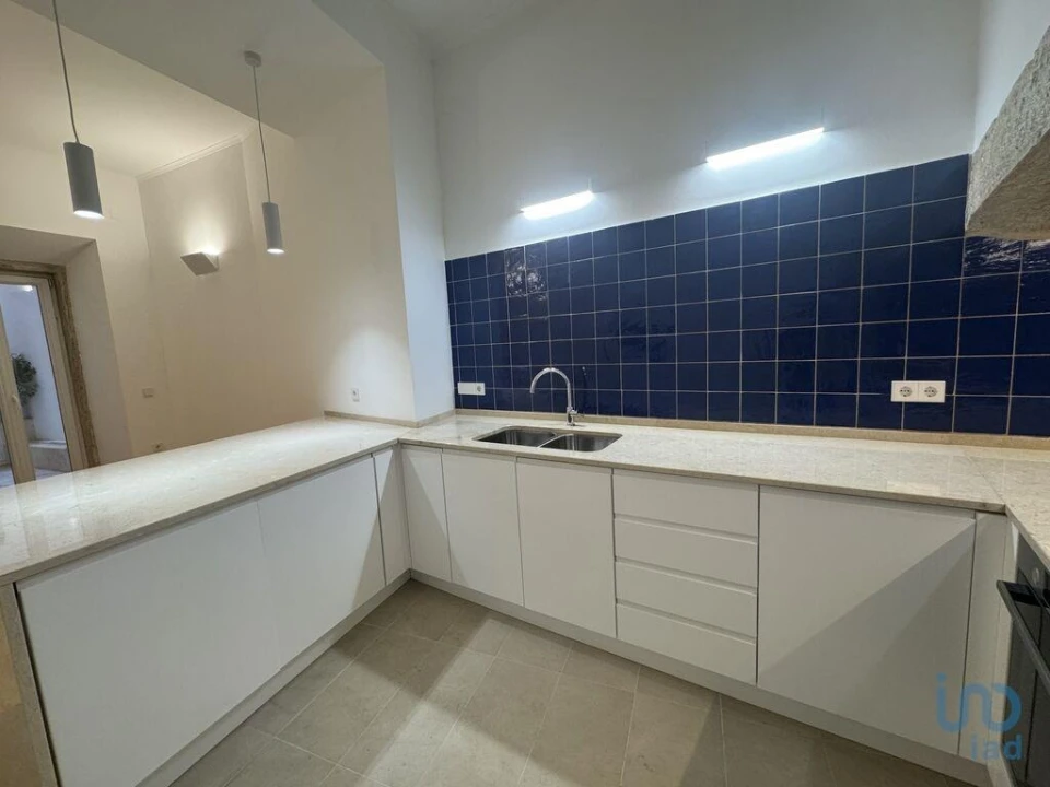 Apartamento T2 para Arrendamento em Santa Maria Maior Foto 9