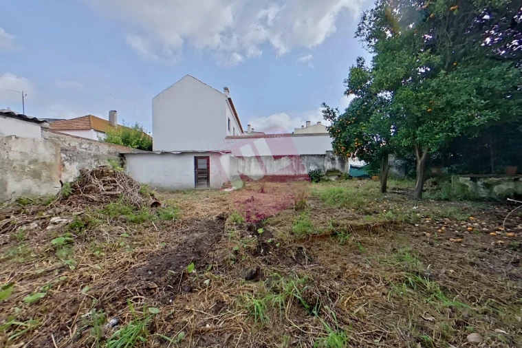 Moradia T5 para Venda em Aveiras de Cima Foto 53