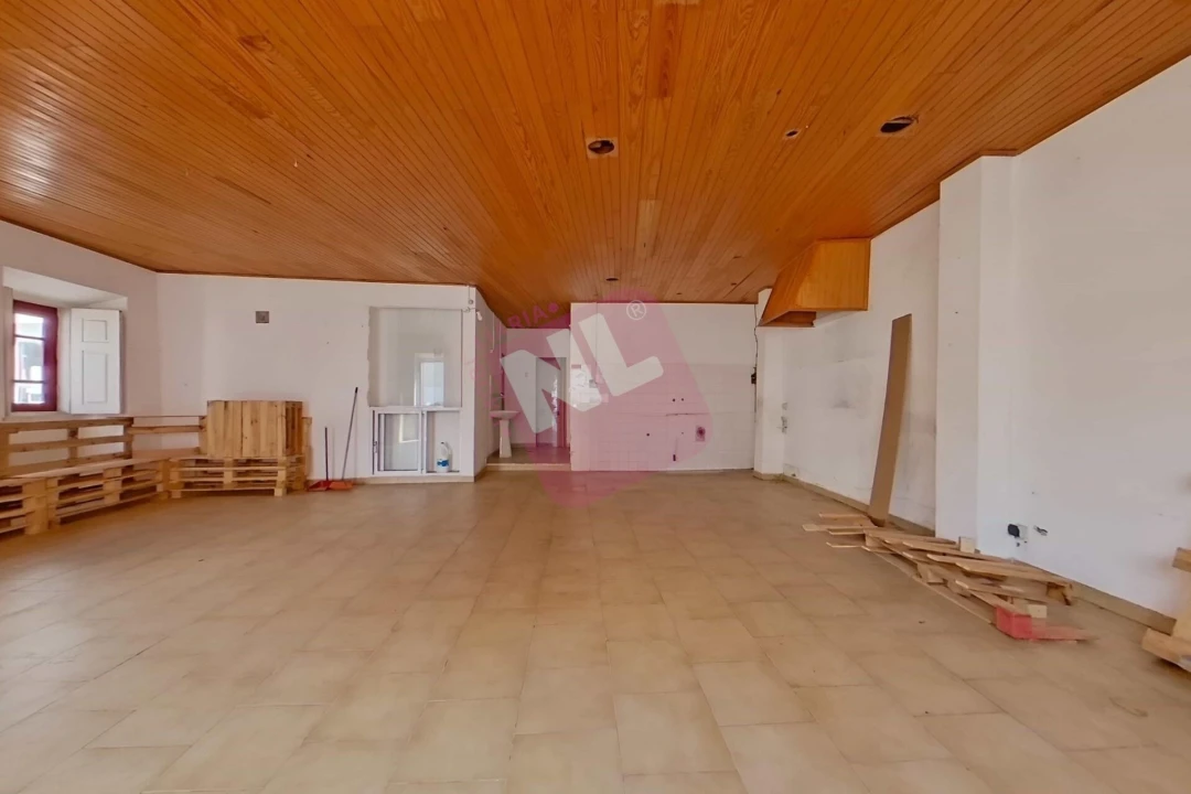 Moradia T5 para Venda em Aveiras de Cima Foto 111