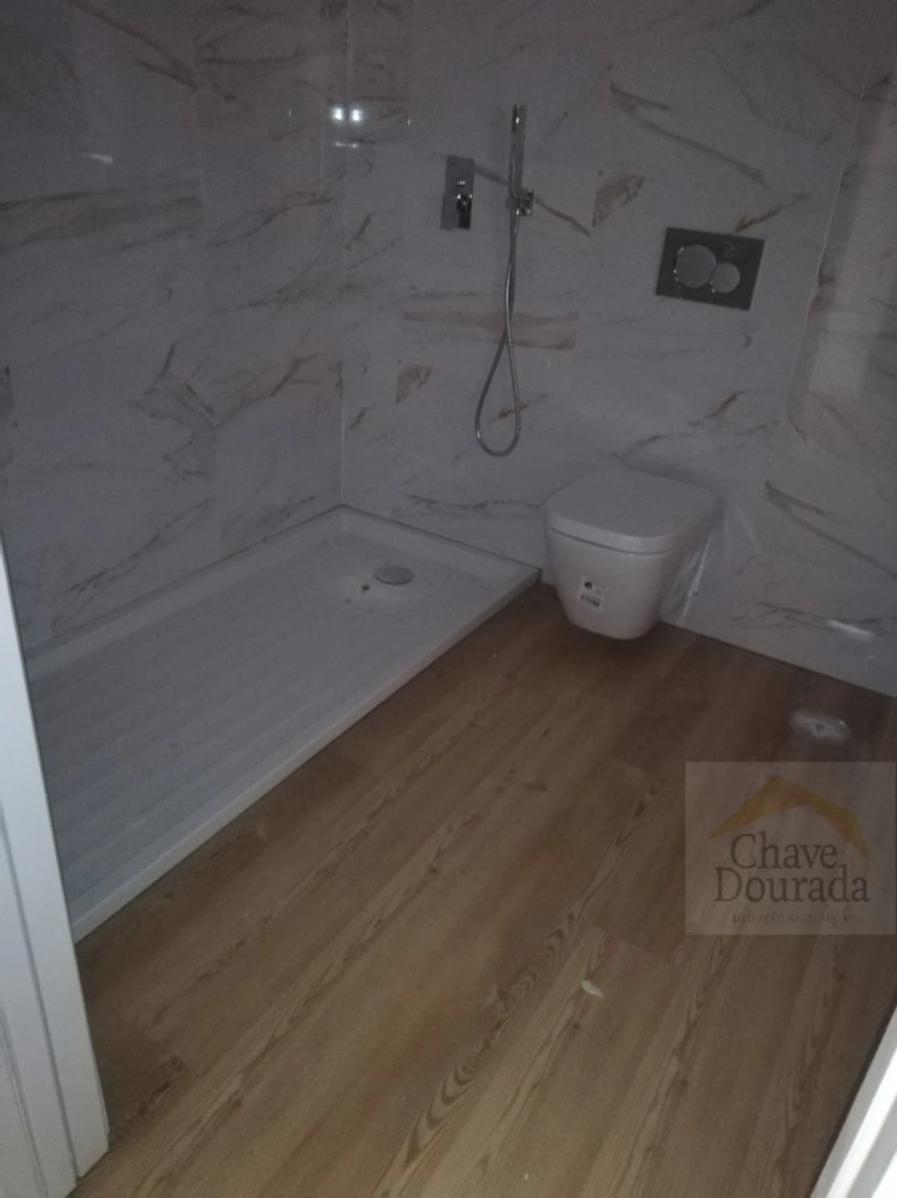 Apartamento T2 para Venda em Santo Antonio dos Olivais Foto 12