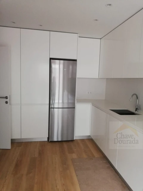 Apartamento T2 para Venda em Santo Antonio dos Olivais