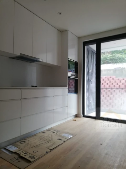 Apartamento T2 para Venda em Santo Antonio dos Olivais