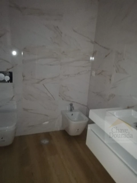 Apartamento T2 para Venda em Santo Antonio dos Olivais