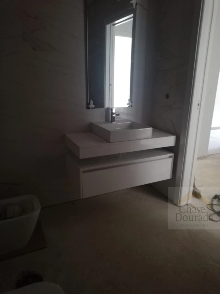 Apartamento T2 para Venda em Santo Antonio dos Olivais Foto 15