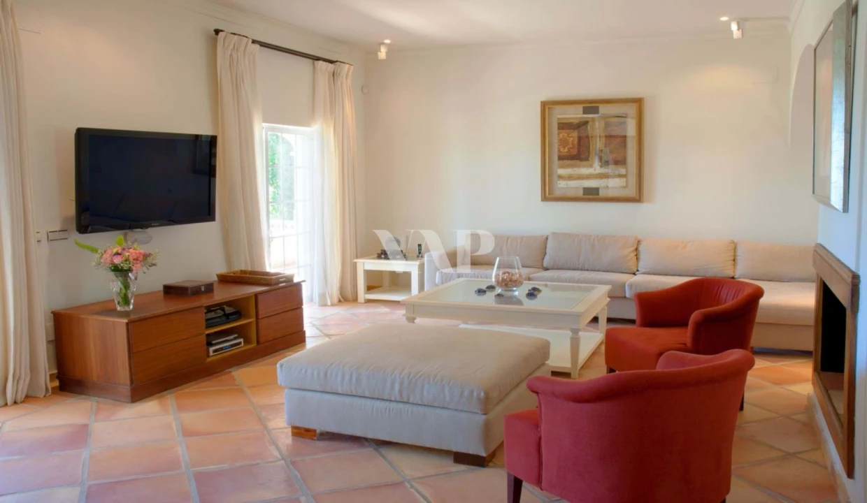 Moradia T5 para Venda em Conceição e Cabanas de Tavira Foto 3