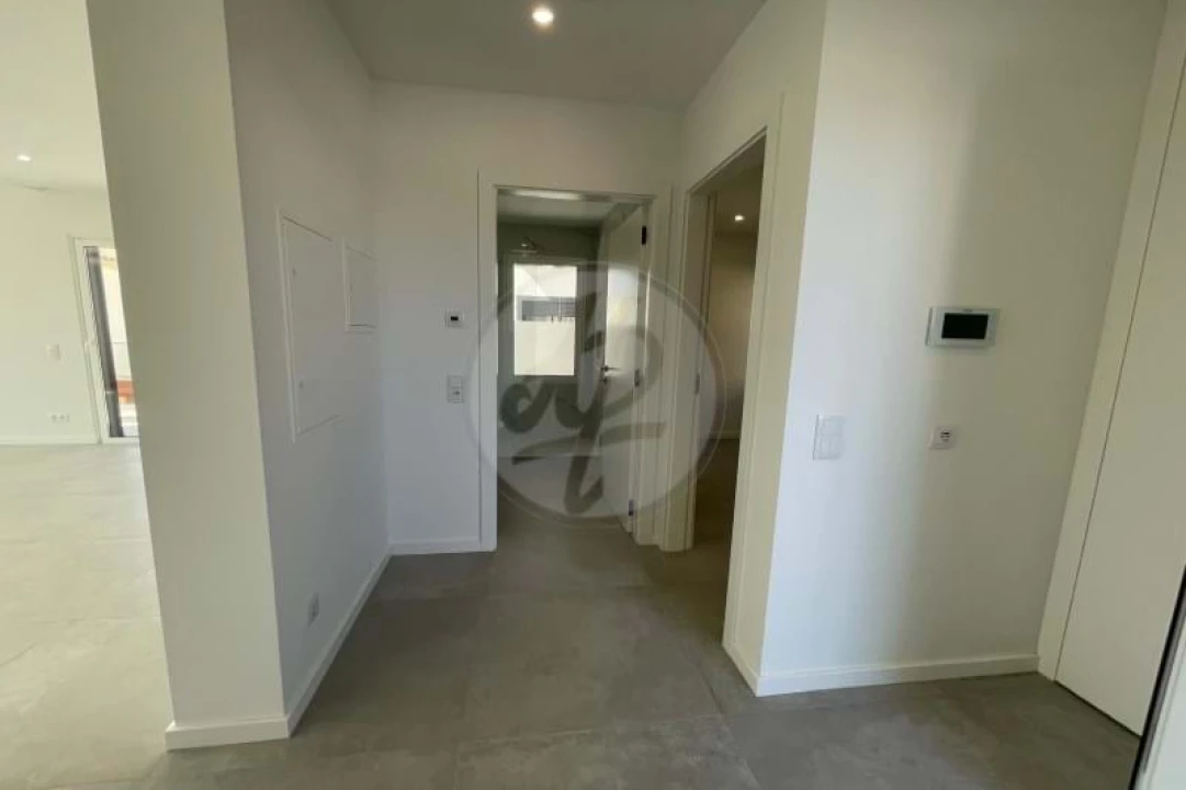 Moradia T4 para Venda em Mexilhoeira Grande Foto 31