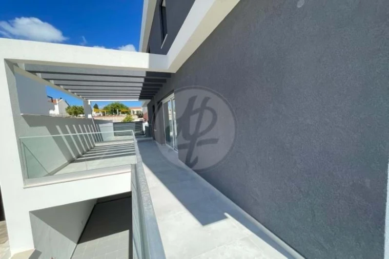 Moradia T4 para Venda em Mexilhoeira Grande Foto 39