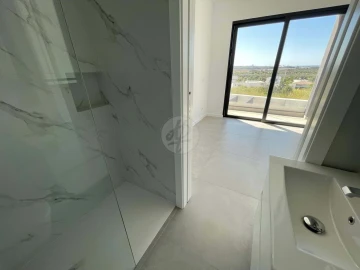 Moradia T4 para Venda em Mexilhoeira Grande