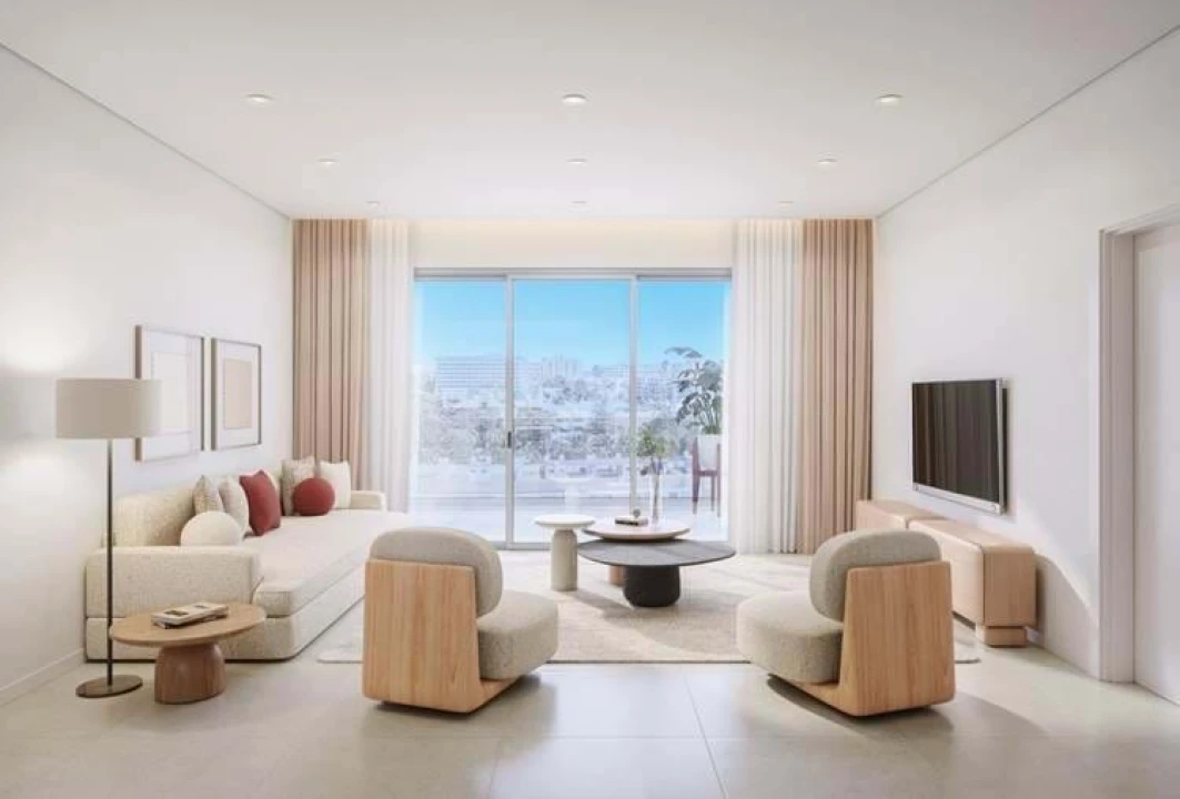 Apartamento T4 para Venda em Quarteira Foto 8