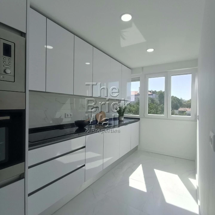 Apartamento T3 para Venda em Benfica Foto 5