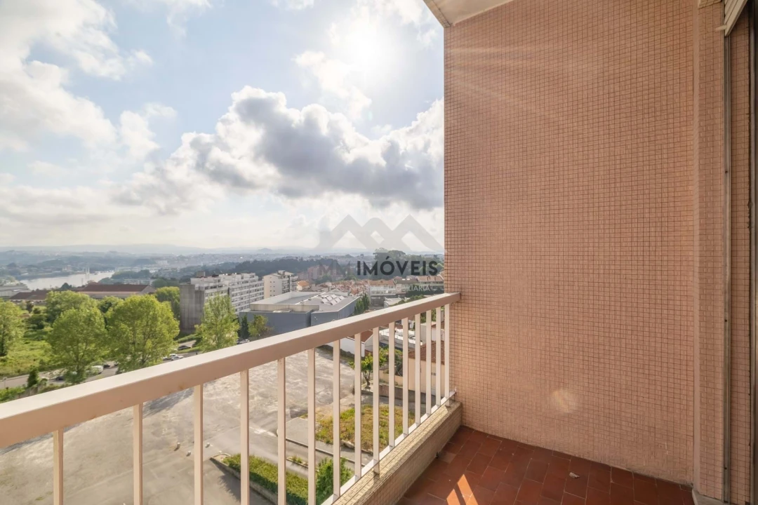 Apartamento T3 para Arrendamento em Santa Marinha e São Pedro da Afurada Foto 24