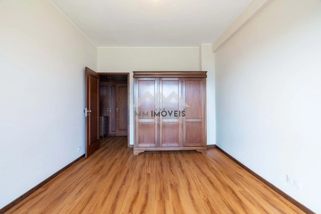 Apartamento T3 para Arrendamento em Santa Marinha e São Pedro da Afurada Foto 22