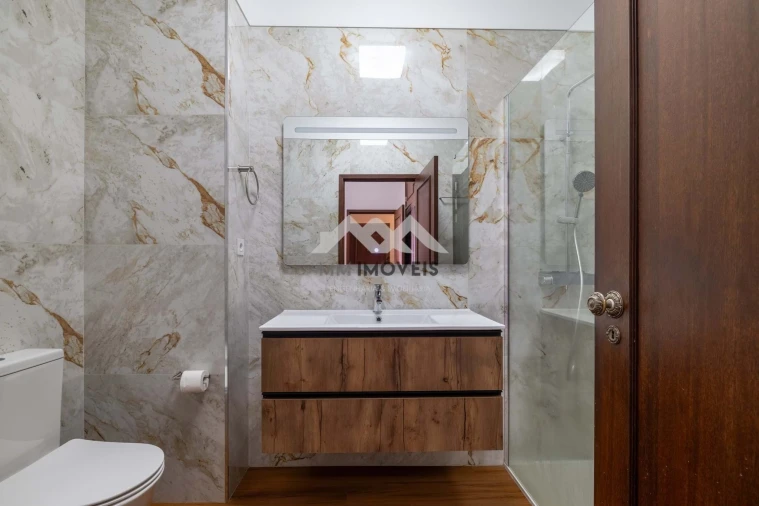 Apartamento T3 para Arrendamento em Santa Marinha e São Pedro da Afurada Foto 29