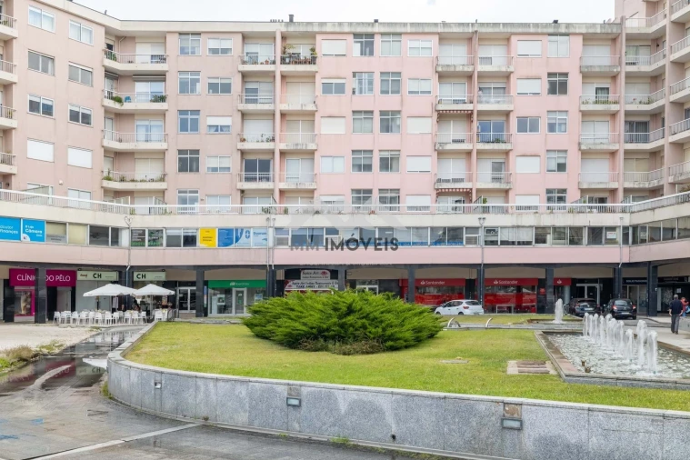 Apartamento T3 para Arrendamento em Santa Marinha e São Pedro da Afurada Foto 32