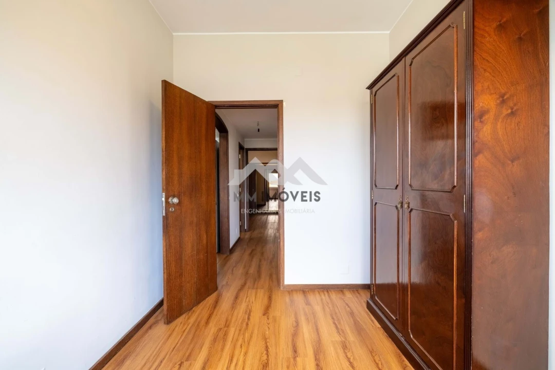 Apartamento T3 para Arrendamento em Santa Marinha e São Pedro da Afurada Foto 16