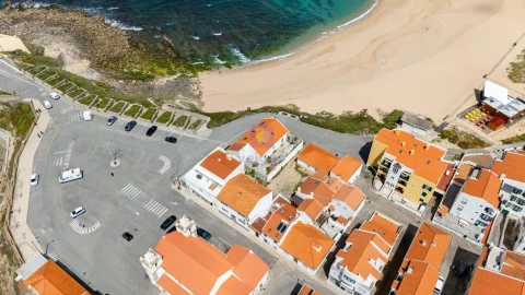 Moradia T3 para Venda em Atouguia da Baleia