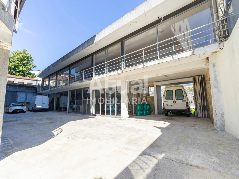 Armazém para Arrendamento em Caldelas Foto 2