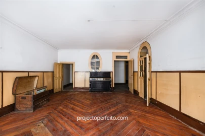 Prédio para Venda em Lordelo do Ouro e Massarelos