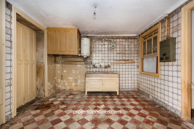 Prédio para Venda em Lordelo do Ouro e Massarelos Foto 9