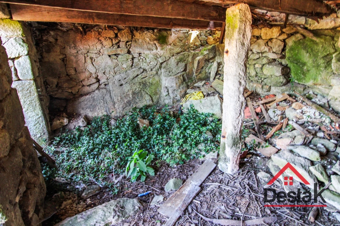 Moradia T0 para Venda em Pinheiro Foto 31