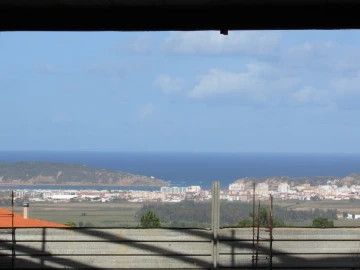 Moradia T0 para Venda em Alfeizerão