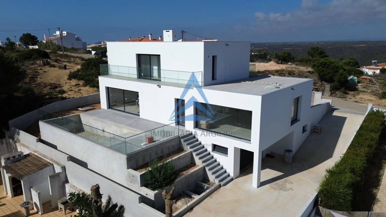 Moradia T4 para Venda em Aljezur Foto 2