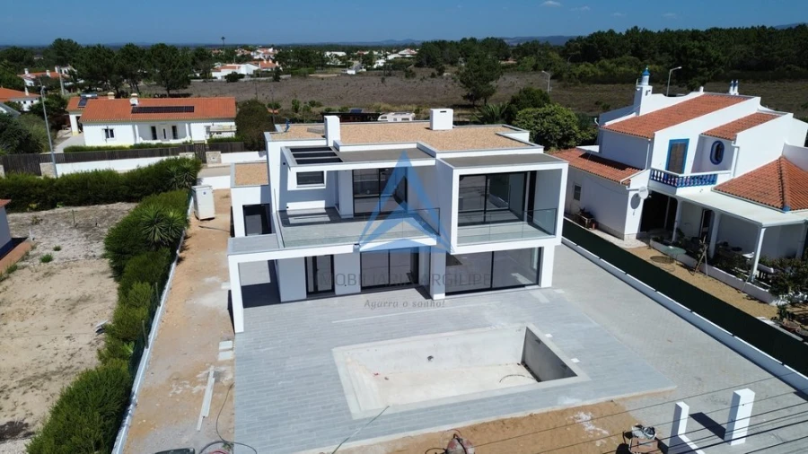 Moradia T3 para Venda em Aljezur Foto 6