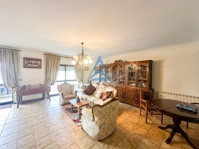 Moradia T5 para Venda em Vermoil Foto 9