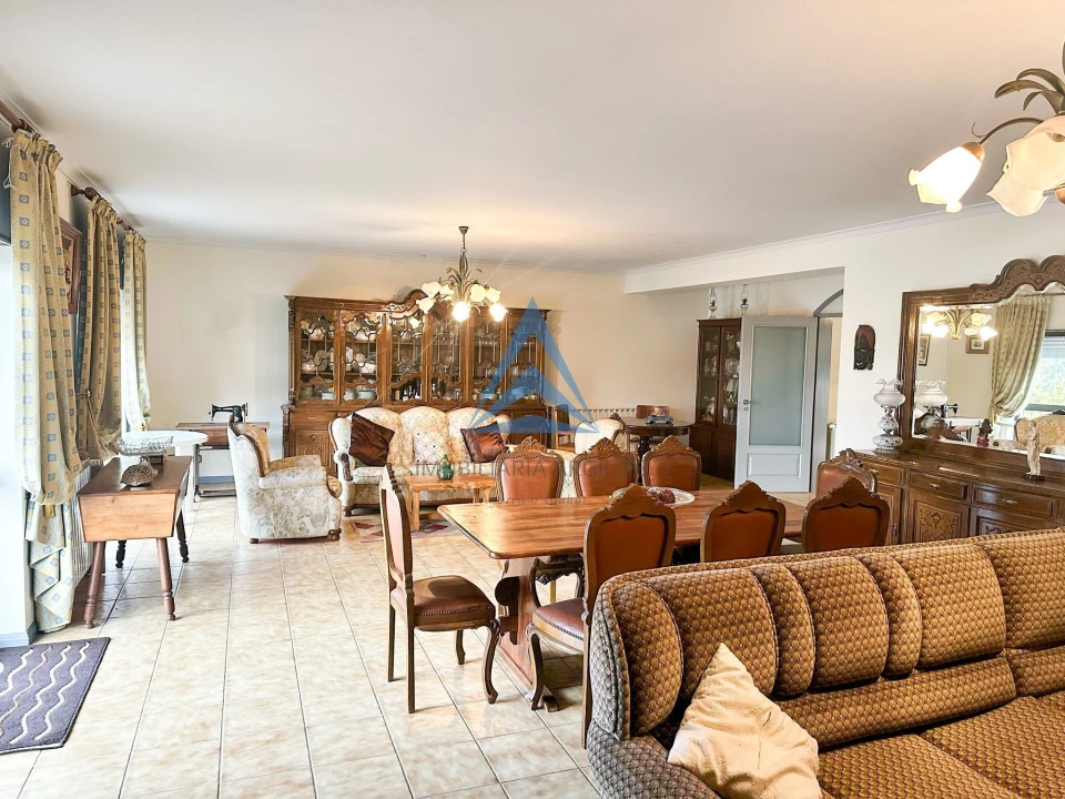 Moradia T5 para Venda em Vermoil Foto 5