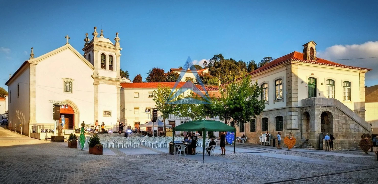 Terreno para Venda em Santiago e São Simão de Litém e Albergaria dos Doze Foto 18